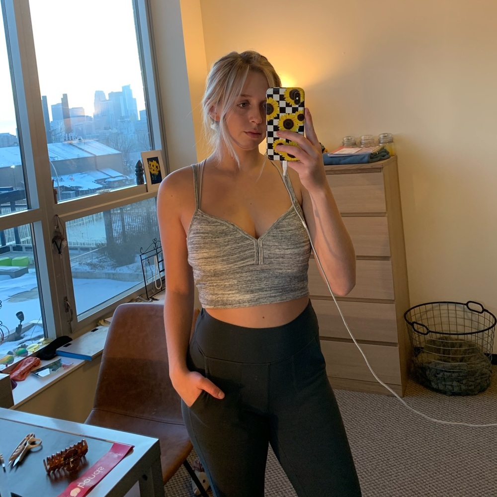 Crop tank top